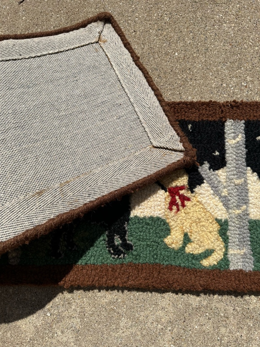 Chandler 4 Corners Laura Megroz Dog mural Hooked Wool Rug - Picture 4 of 11